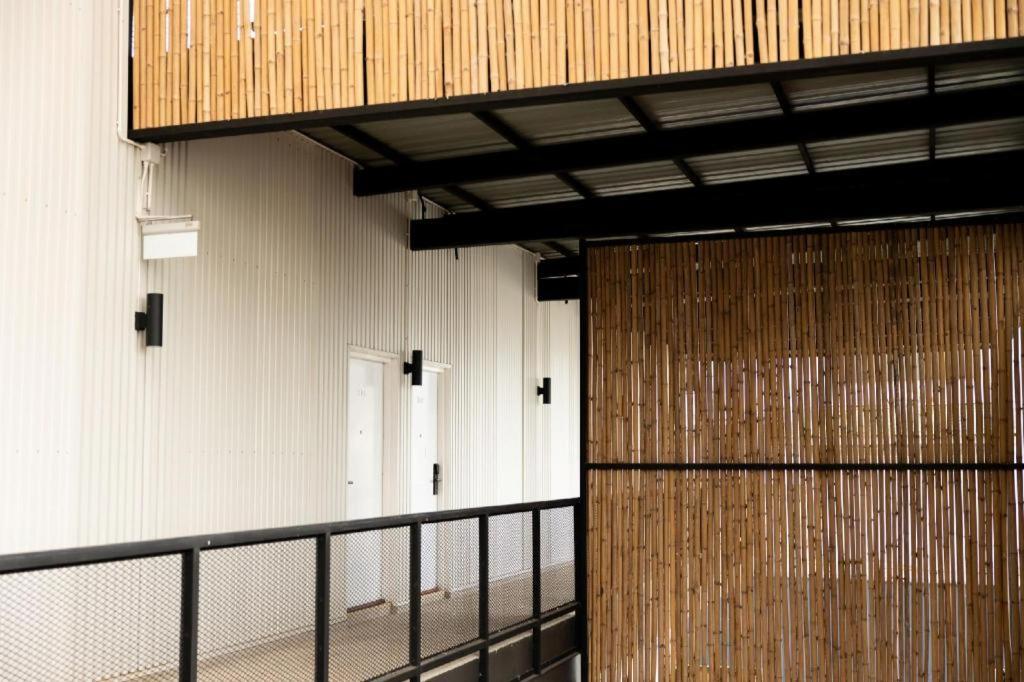 Hotel Pakchong Center Poshtel Exterior foto
